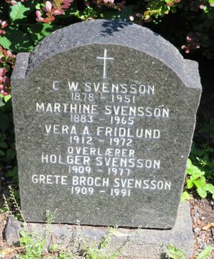 Holger Svensson familiegrav Oslo.JPG