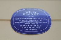 Hollendergata 2: Willy Brandts bosted. 59.909941° N 10.766391° Ø