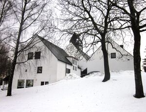 Holmen kirke Asker 2012.jpg