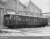 Nyprodusert vogn til Holmenkollbanen på Skabo jernbanevognfabrikk. Foto: Ukjent (1934).