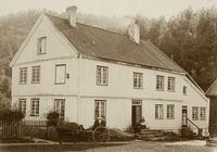 428. Holum prestegård , Vest-Agder - Riksantikvaren-T206 01 0007.jpg