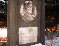 Honoratus Halling var sogneprest i Østre Aker 1875-85, og er gravlagt på kirkegården. Foto: Stig Rune Pedersen