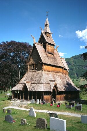 Hopperstad stavkirke.jpg