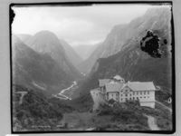 52. Hotel Stalheim Sogn - NB MS G4 0133.jpg