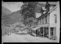 96. Hotell Utsikten Bellevue - no-nb digifoto 20160225 00110 NB MIT FNR 06080 A.jpg