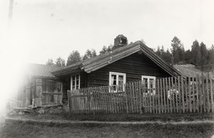 Hov søndre, Buskerud - Riksantikvaren-T069 01 0187.jpg