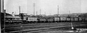 Et typisk tog på Hovedbanen rundt 1890: Gods- og passasjervogner i samme tog. Kilde: Jernbanemuseet