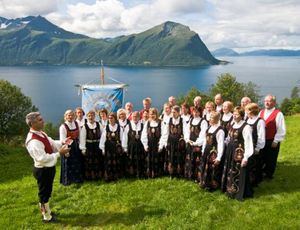 Hundeidvik blandakor 2009.jpg