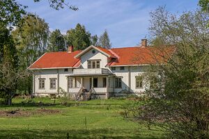 Hurdal prestegård-2 230521.jpg