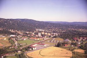Huseby skole Oslo.jpg