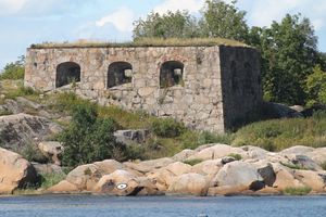 Huth fort med fortøyingsmerke.JPG