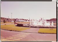 208. Hvalfangstmonumentet, Sandefjord. - no-nb digifoto 20160511 00219 NB NKF P 02 E 024.jpg