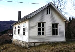 Hyllestad gamle skule (2).jpg