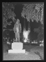141. Ibsen-statue, Skien - no-nb digifoto 20160715 00099 NB MIT FNR 18529.jpg