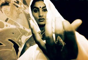 Indisk kvinne Loerenskog LL088.jpg