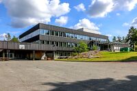 Ingieråsen var landets første niårige ungdomsskole da den sto ferdig i 1960. Foto: Leif-Harald Ruud