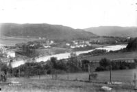 30. Island og Smellhaugen i Vestfossen (oeb-198769).jpg