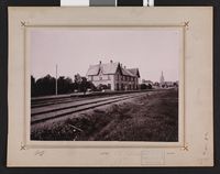 317. Jærnbanestationen - no-nb digifoto 20160314 00104 bldsa fFA00100.jpg