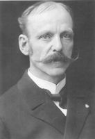 Fyrvokter og tidligere redaktør Jørg Berge, Vikna