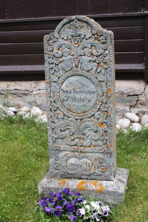 JBKlukkstad gravstein.jpg