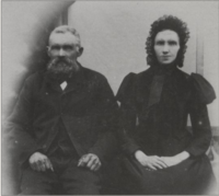 Amalia Bolettes foreldre, Jakob Edvard og Lovise Martine Sigersvoll. Ukjent fotograf.