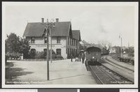 189. Jernbanestationen, Fredriksstad. - no-nb digifoto 20151028 00211 bldsa PK06636.jpg