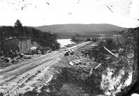 Bygging av ny Børke bru i 1865, foto nordfra.Kilde: Jernbanemuseet