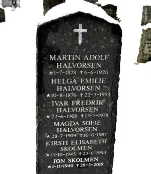 Jon Skolmen grav.JPG