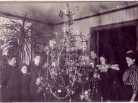 Familien Møller feirer jul i prestegården.