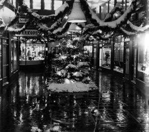 Julepynt ved Solli plass.jpg