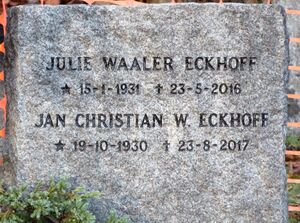 Julie Waaler Eckhoff gravminne Haslum.JPG