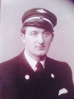 Kaare Thorstensen som ung.jpg