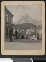 302. Kabelvåg, Vågan, Nordland, ca. 1900 - no-nb digifoto 20151202 00003 blds 07743.jpg