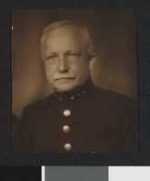 301. Kaptein Hoffmann - no-nb digifoto 20160422 00199 bldsa EYDE 5 10 034.jpg