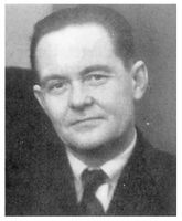 1922-1947: Karl Leine fra Skogn, lagets første bestyrer. Han gikk til samme stilling i Levanger samvirkelag.