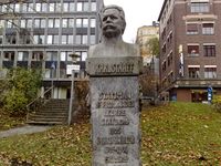 Staaff er anerkjent i både Norge og Sverige. Bildet er fra Karl Staaffs park i Stockholm. Foto: Trond Nygård (2009)