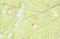 Kart som viser beliggenheten av plassen, sørøst for Løkenveien og Lundteigtjenn