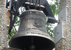Kirkeklokke, Bakkehaugen kirke i Oslo, innviet 1959, produsert av Olsen Nauen. Foto: Stig Rune Pedersen