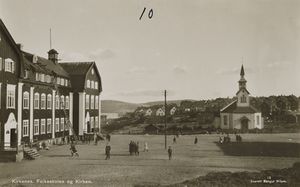 Kirkenes skole kirke.jpg