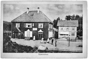 Kjønnefoss stasjon.jpg