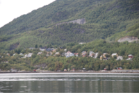 Kjøpsnes sett fra fjordsida. Foto: Isak K. Hassel.