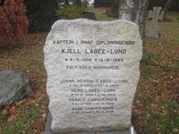 147. Kjell L'Abée-Lund gravminne.JPG