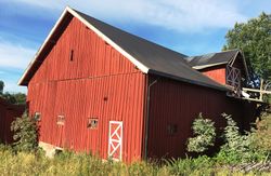 Kjellerholen låve med låvebru.