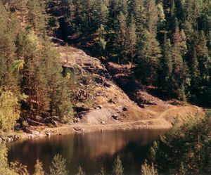 Kjennerudsvanngruvene, Lurdalen på Fiskum. (oeb-202140).jpg