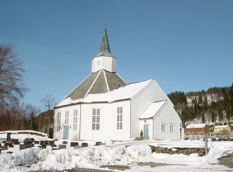 Fil:Kleive-kirke-Norway.jpg