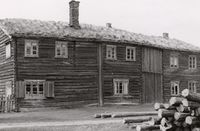 35. Kleppe Nordigard - Gammelkleppe, Oppland - Riksantikvaren-T125 01 0433.jpg