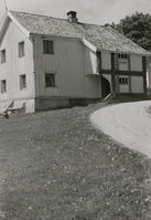 110. Klevar Nestugu, Klever Nordre, Telemark - Riksantikvaren-T166 01 0073.jpg