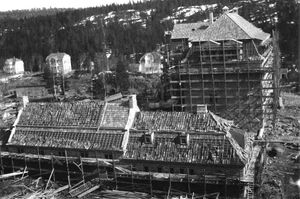 Kolbotn skole under bygging.jpg