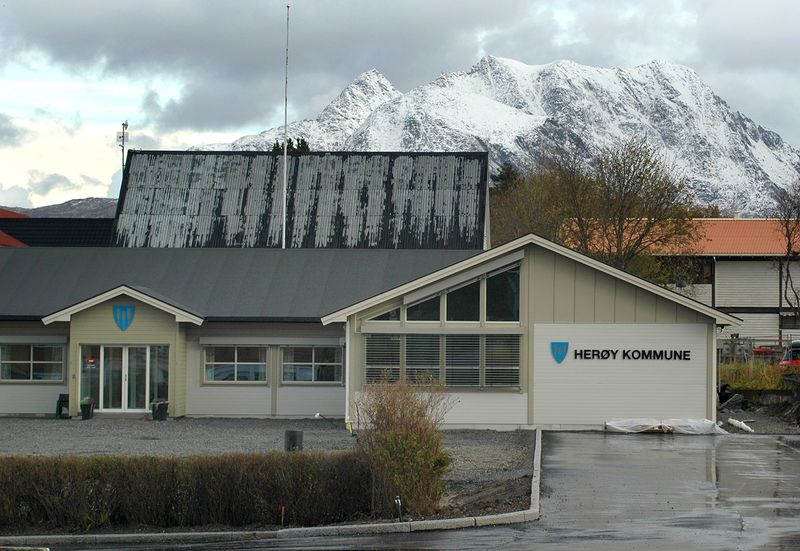 Fil:Kommunehuset.jpg