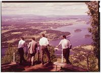 56. Kongens Utsikt - Ringerike. - no-nb digifoto 20160511 00238 NB NKF P 04 01 022.jpg